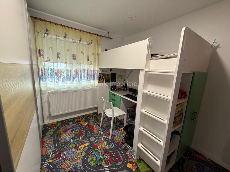 Apartament de vanzare cu 3 camere, scară interioară și curte privată - MICESTI - 13