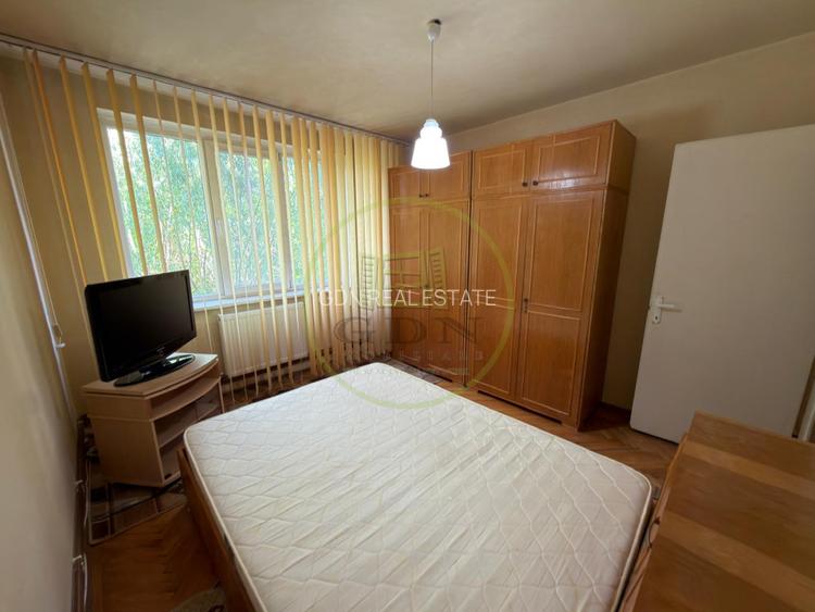 Apartament 2 camere, decomandat, cartier George Enescu, zona Scoala nr. 12 - 3