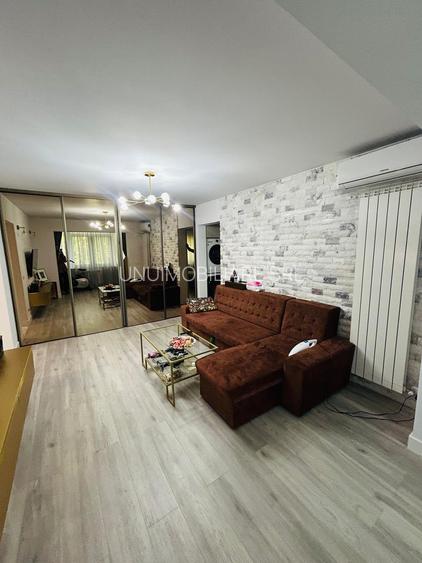 Apartament 2 camere  Bd Bucuresti - etaj 2/4 - 85000 euro  negociabil - 3
