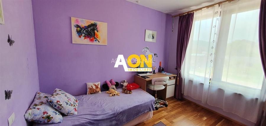 Casa parter+demisol, 1200 mp teren, pretabila pt 2 familii, Sard - 14