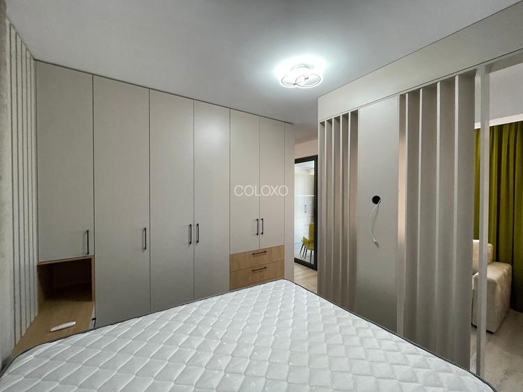 Studio Premium | Comat Towers | Living & Dormitor Delimitate - 9