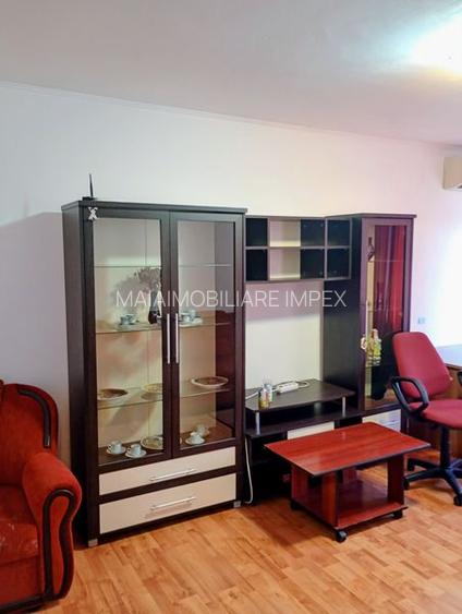 apartament 3 camere de vanzare in zona Ttafic Greu - 4