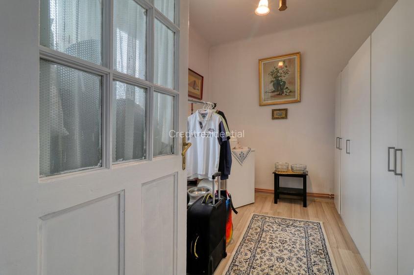 Casă boierească  de poveste- 7000 mp teren - 28