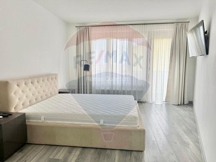 De închiriat apartament cu 3 camere , Zona Oncea - 4