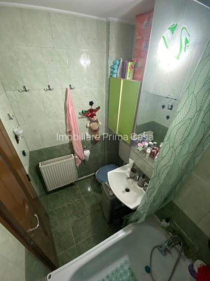 ENESCU , apartament cu 3 camere ,etaj 4 -acoperis! - 10