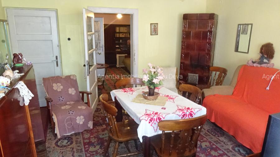 Vand casa in Deva, zona ultracentrala, compusa din 2 corpuri unite, - 6