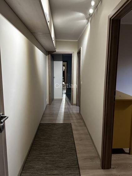 &Icirc;nchiriez apartament, Ghe Lazar, 3 camere renovat - 5