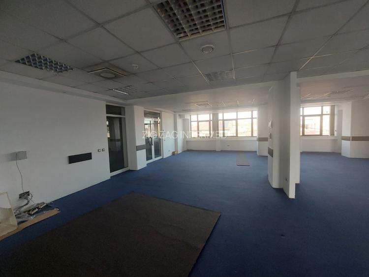 Centru - Bd. Mamaia, spatiu birouri 160 mp. - 3