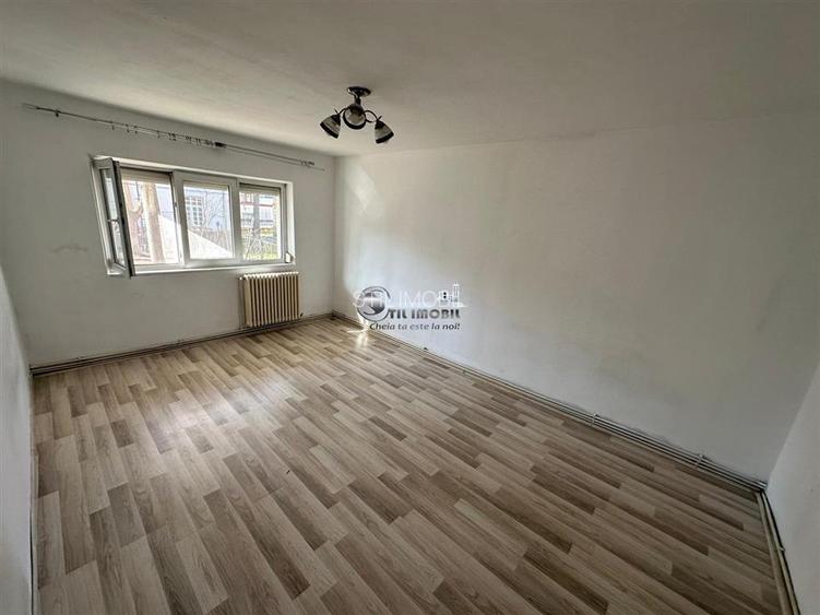 Apartament 3 camere, boxă și potențial investițional remarca - 2