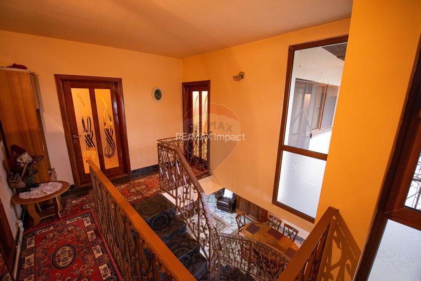 Casa de vanzare 240 mp utili , 6 camere,  teren 1000 mp, Calarasi - 41