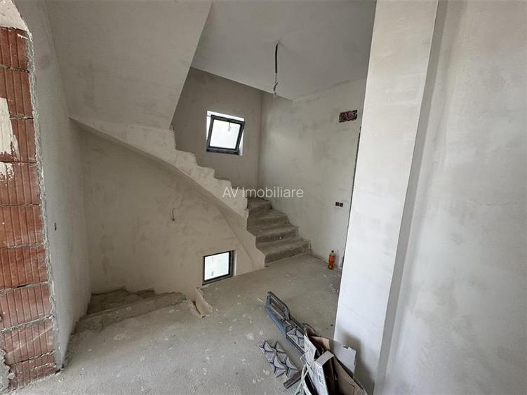 VILA BRAGADIRU TOATE UTILITATILE PRELUNGIREA GHENCEA -ALUNULUI CIRESARI - 5