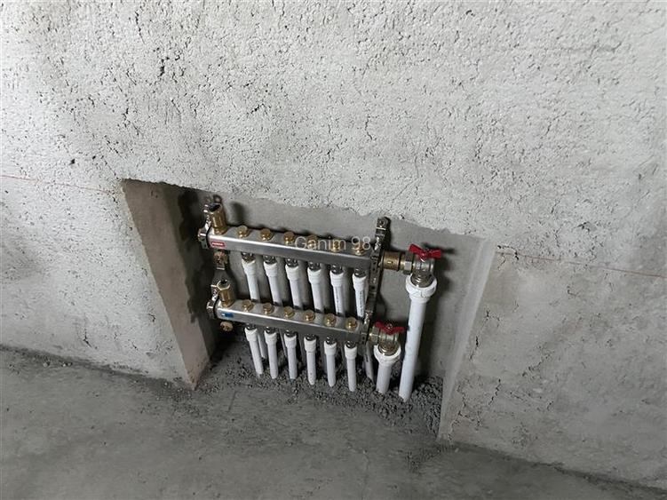 Casa de vanzare in Campineanca, parter si mansarda , suprafata 160 mp , teren 50 - 21