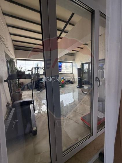 Apartament cu 4 camere de vânzare în zona Sarari - 17