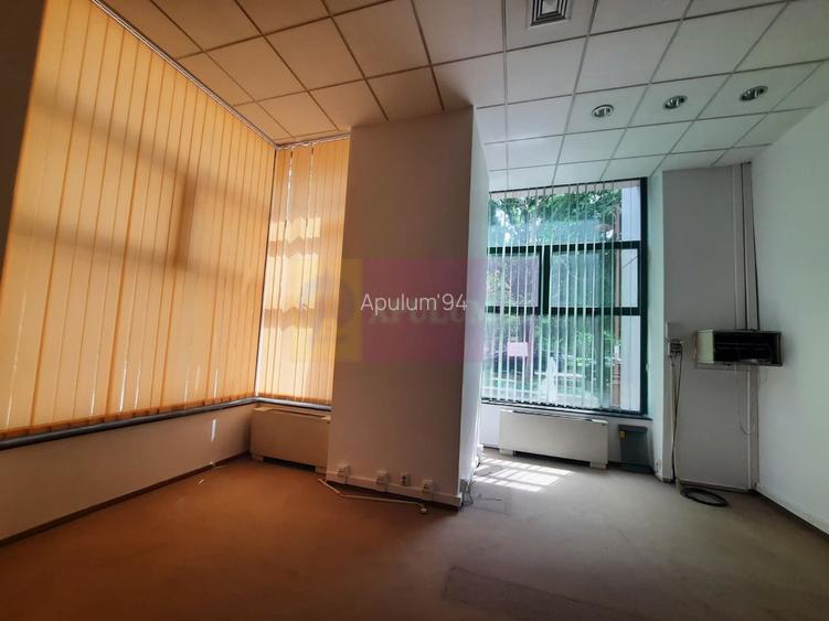 Inchiriere spatiu comercial bd Unirii, vitrina 25ml, stradal - 4