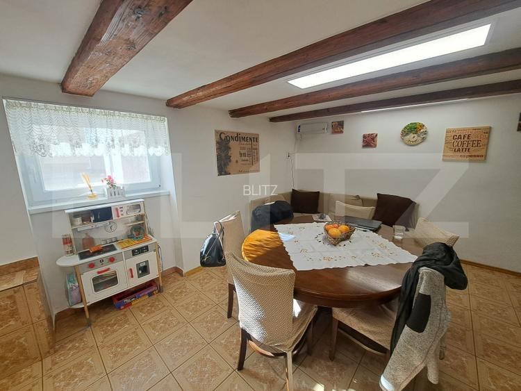 Casa saseasca renovata integral, 2200 mp teren, ideala pentru doua familii  - 6