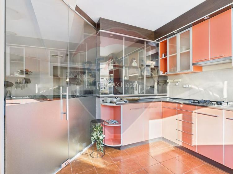 De inchiriat apartament 4 camere | Curte 127 mp | Foisor & parcare - 6