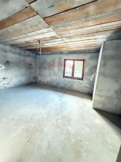 Casă / Vilă cu 5 camere de vânzare în zona Central Gura Humorului - 8