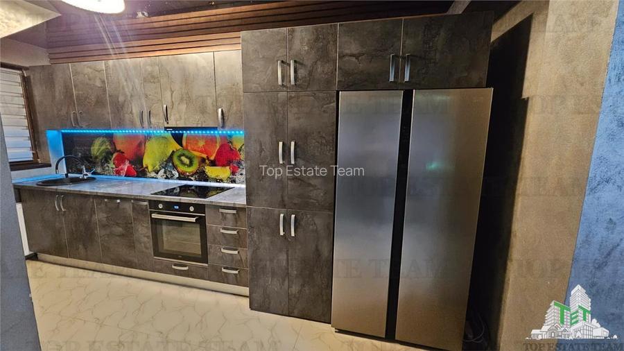 2 case  la pret de una in Valu lui Traian - 6