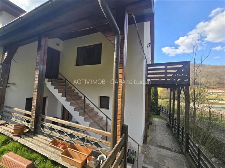 Resita Casa cu Teren Drept 500 Mp retrasa la marginea padurii - 19
