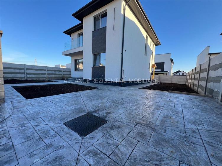 Casa individuala || 4 camere 2 bai || 330mp teren || Comuna Berceni. - 3