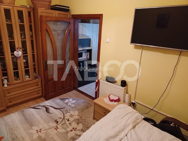 Apartament la casa de vanzare 3 camere terasa pivnita Orasul de Jos - 5