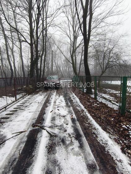 TEREN INTRAVILAN\\CORNU DE JOS - 5