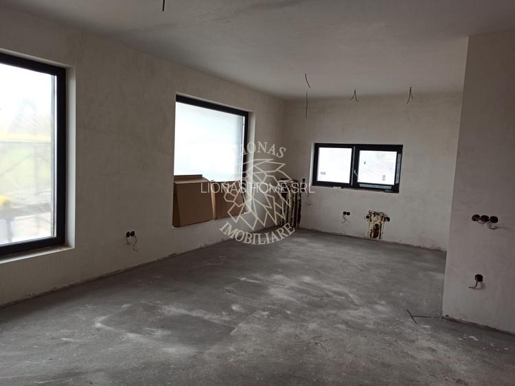 Apartament 3 camere 115 mp-balcon-parcare-panoramic-Zona Schullerwald - 2