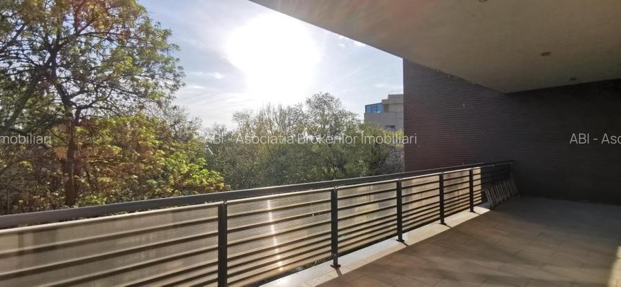 Primaverii exclusivist 3 camere, 3 bai, supr totala 240mp - 19