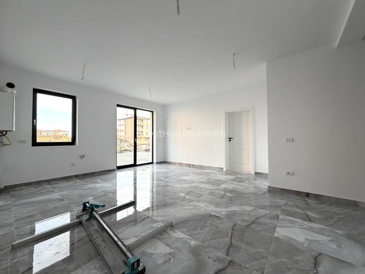 SAD, 53 mp utili, open-space, parter - Esso Giroc - 2