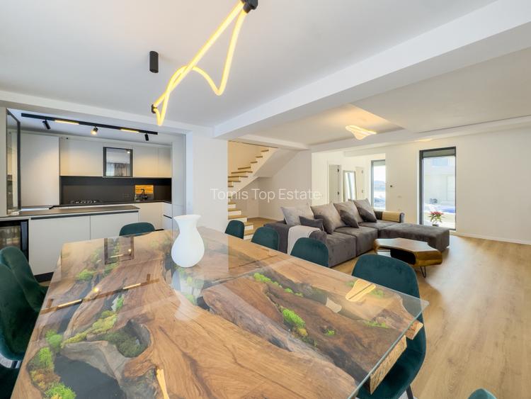 Vila P+1 in Valu lui Traian, pe partea dreapta - Avostar Villas - 11