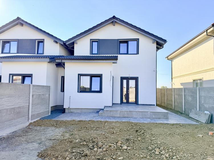 Duplex 4 camere - 115 mp - despartit prin camera tehnica - Calea Urseni