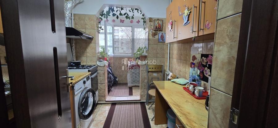Apartament 2 camere, Titan,  decomandat,  etaj 1, - 7