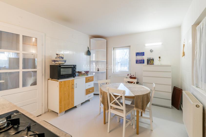 Refugiu elegant, complet mobilat, într-un cadru natural deosebit – Comarnic - 11