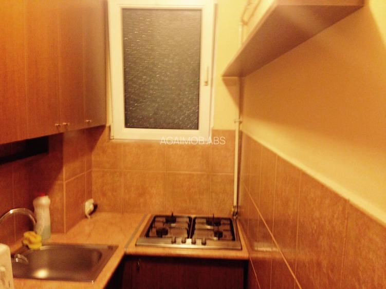 Inchiriere apartament 2 camere decomandat - 3