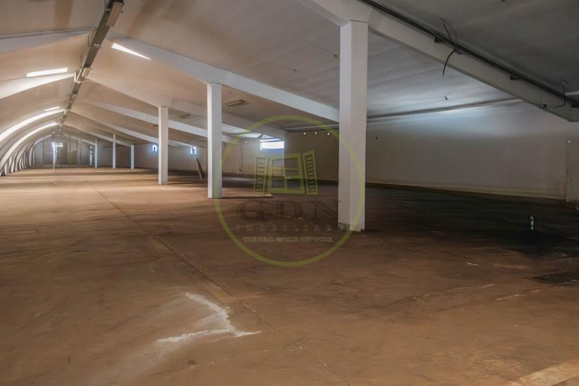 De vânzare teren 7.200 m2 + hale industriale. 4.250 m2 in Florești!