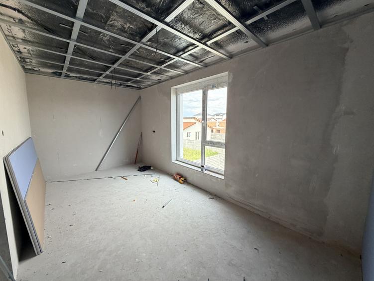 Duplex 4 camere - 3 bai - izolat fonic - aproape de Kaufland