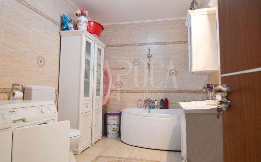 Apartament 4 camere de vanzare in Floresti