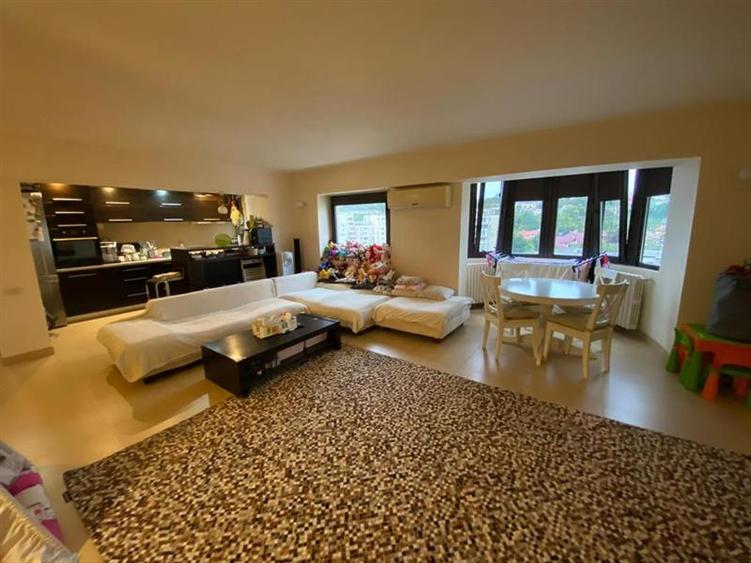 Apartament 4 camere Zona Billa