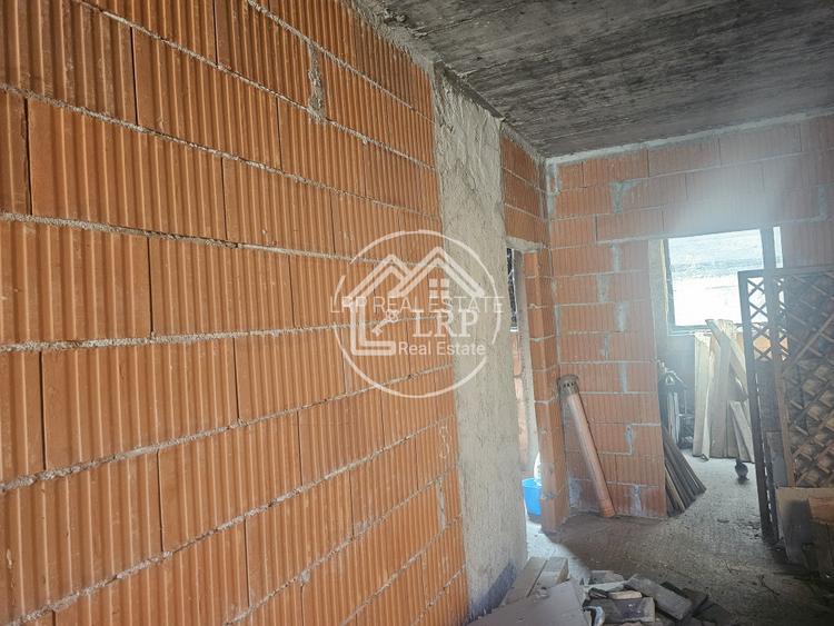 Voluntari-Catedrala, vila 7 camere P+1+M, teren 347mp - 12