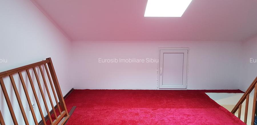 Apartament cu 4 camere situat la etajul 4 din 4 - 7