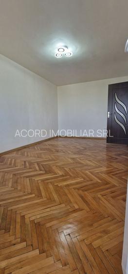 Gara-Abator, apartament cu 3 camere decomandate. - 11
