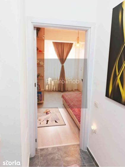 Oportunitate! Apartament 54 mp | zonă dezvoltată | metrou aproape - 15