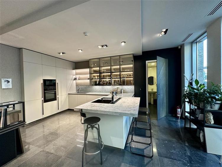 Spatiu comercial Ferdinand - loc parcare - 78 mp - utilitati incluse - 8