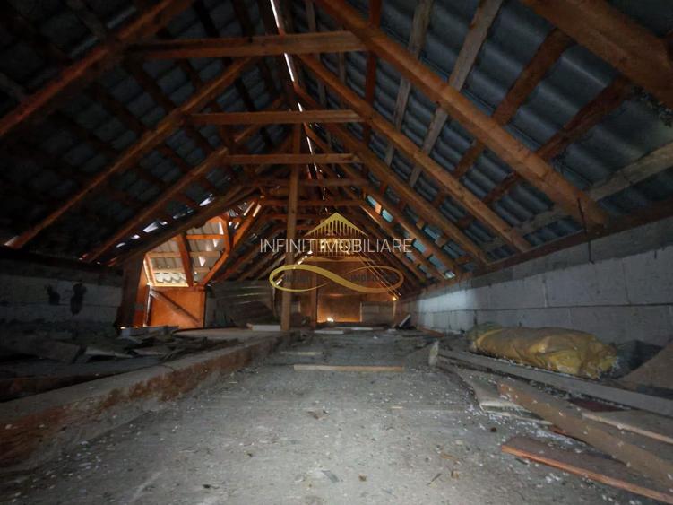 Casă de vânzare din BCA, in PARAVA - 11