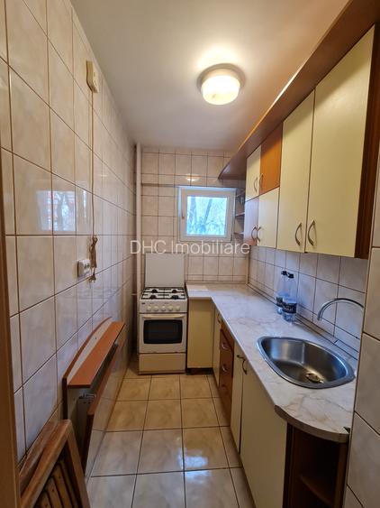 AP. 2 CAM. SEMIDEC. AL. OBREGIA (ZONA PIATA SUDULUI) - 12