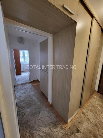 Vanzare-3 camere-dec-1/4-garaj-Dr Taberei-Istru-CT-reabilitat- boxa - 150000E - 9