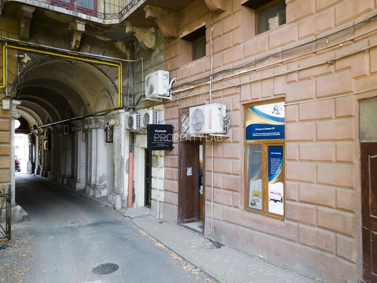 Spațiu ultracentral de închiriat - 2
