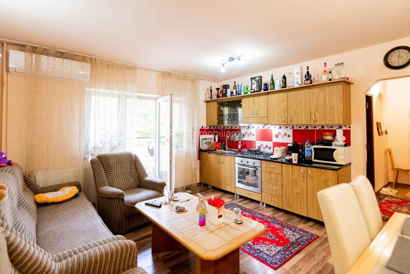 Apartametn cu 3 camere zona Rogerius - 2