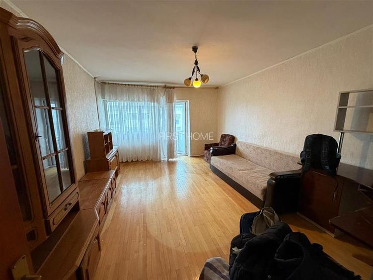 Apartament 4 camere, etaj 2 , Piata Moldovei , 87mp suprafata totala - 4
