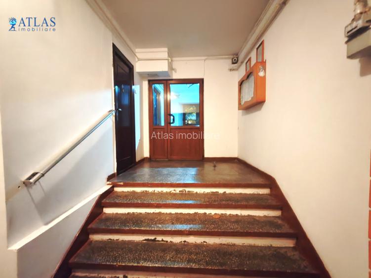 Oportunitate centrală: 3 camere, decomandat, 74 mp, 2 bai, etaj 6/8 - 11